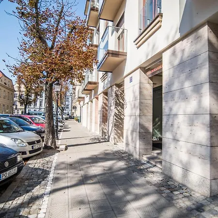 Bed & Breakfast Dominikanska 9