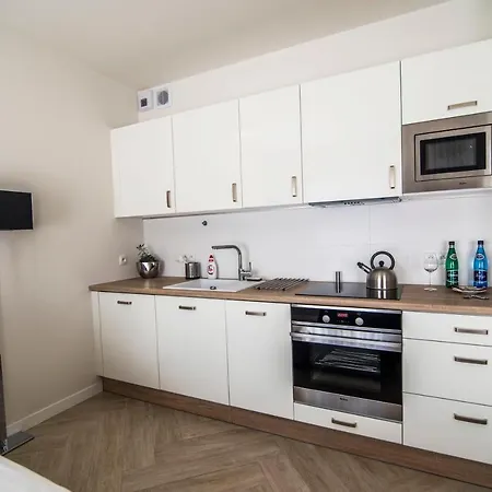 Dominikanska 9 Bed & Breakfast Poznań