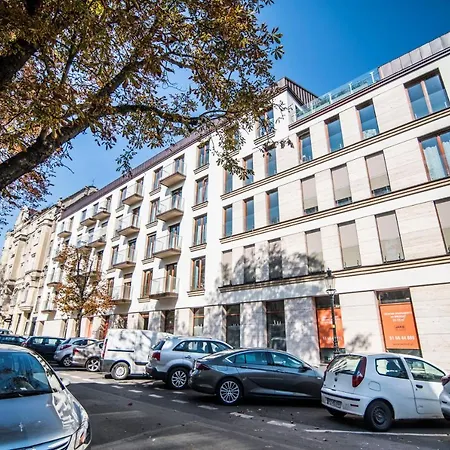 Bed & Breakfast Dominikanska 9