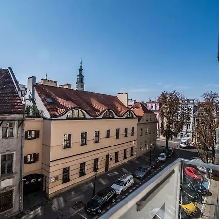 Dominikanska 9