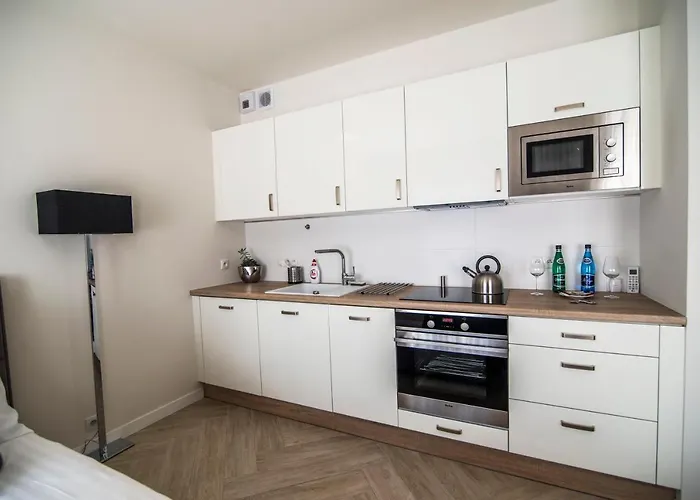 Dominikanska 9 Couette-café Poznań